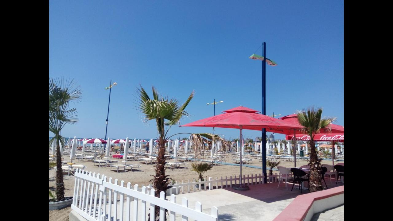 Maksimilian Apartament Durrës Extérieur photo