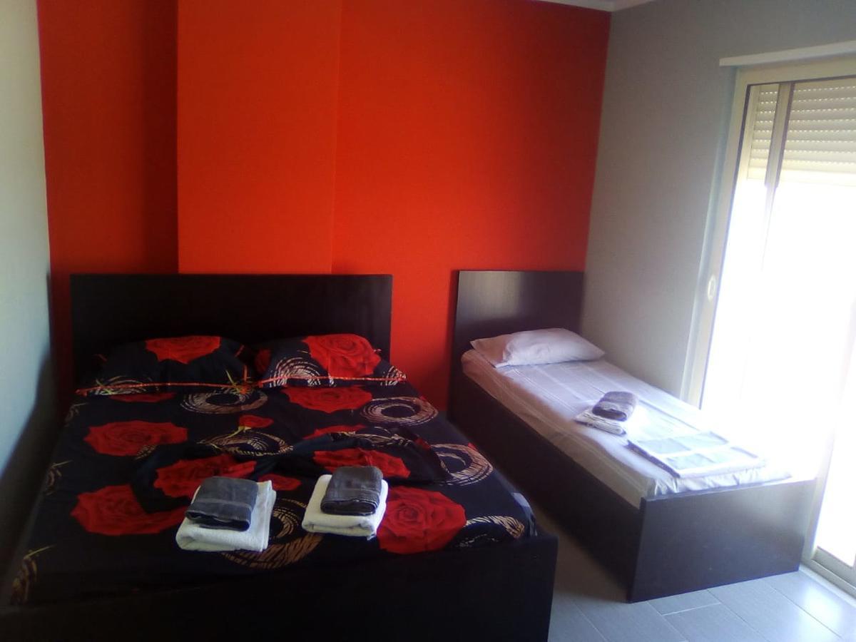 Maksimilian Apartament Durrës Extérieur photo